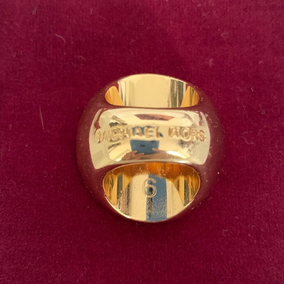 Michael Kors Gold-Tone Tortoise Shell Ring – Size 6 - Picture 2 of 4